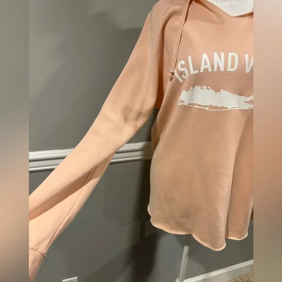 Independent Trading Company Local Boutique - Island Vibes worn 2x Size Large - Picture 7 of 13